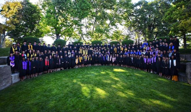 Group photo of the College of Idaho Class of 2018.