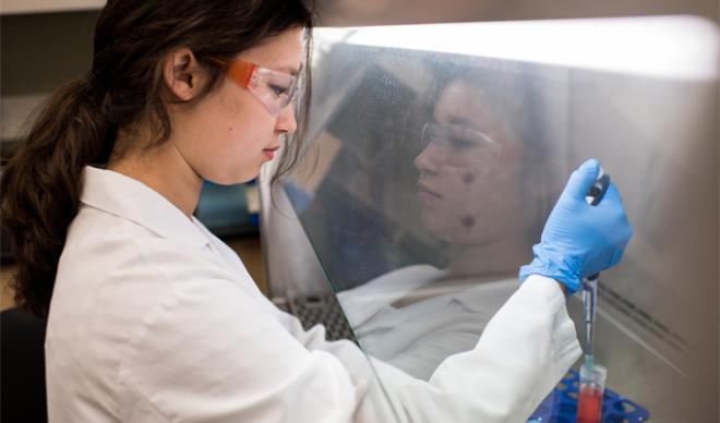 Shanaya Fox in bio lab