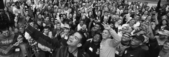College of Idaho students taking selfie