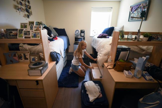 Student sets up C of I dorm room